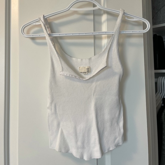 UO Tank - Picture 1 of 1